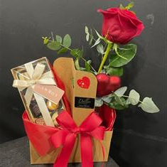 Rose and chocolate gift box