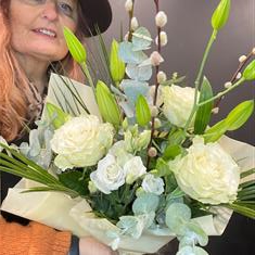 Lily and rose Whites Tied